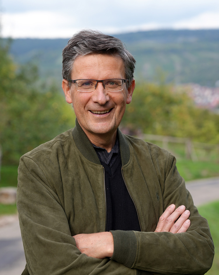 Portraitfoto Allgemeinarzt Rainer Bütow